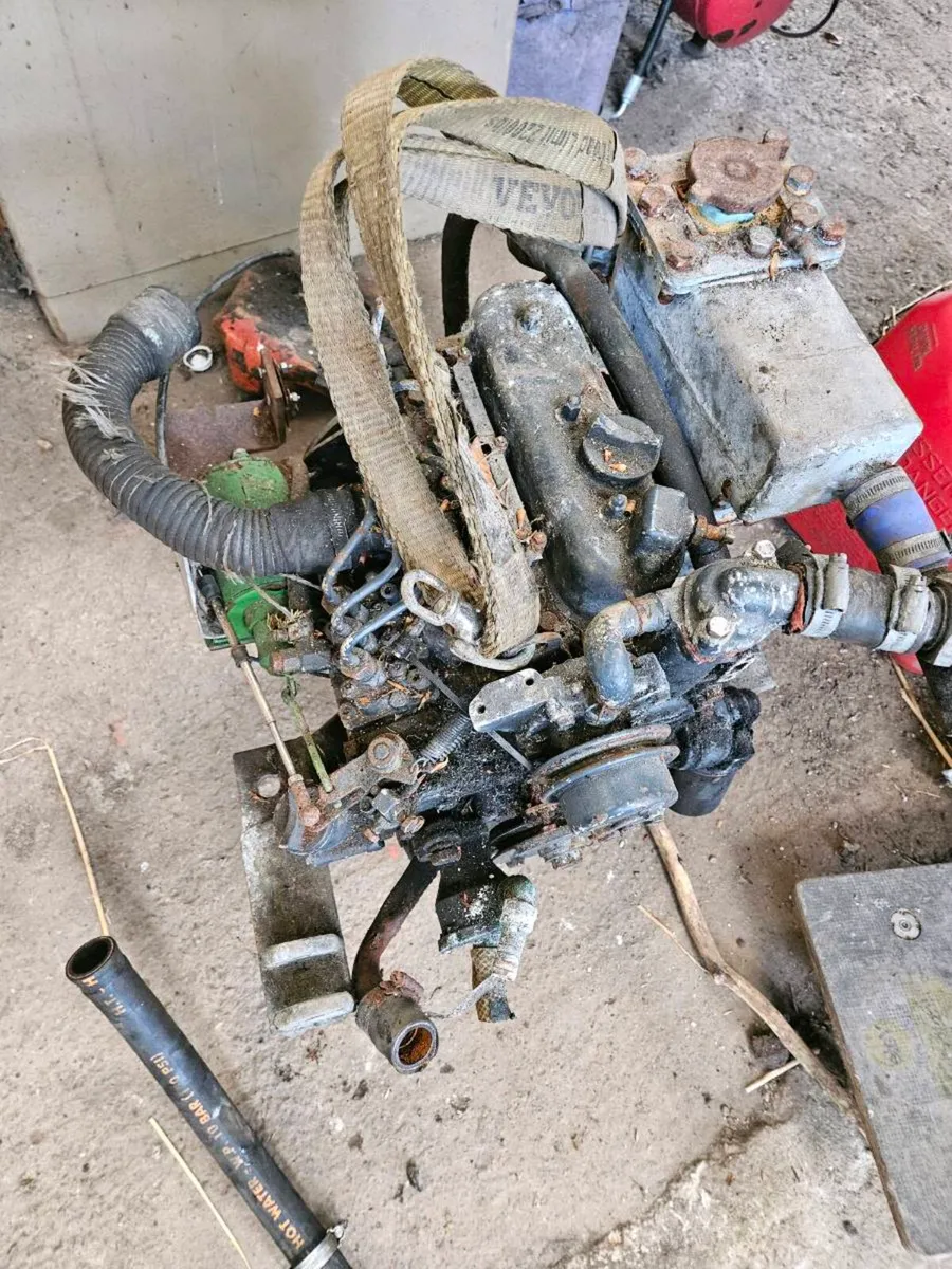 Kubota D722 engine - Image 1