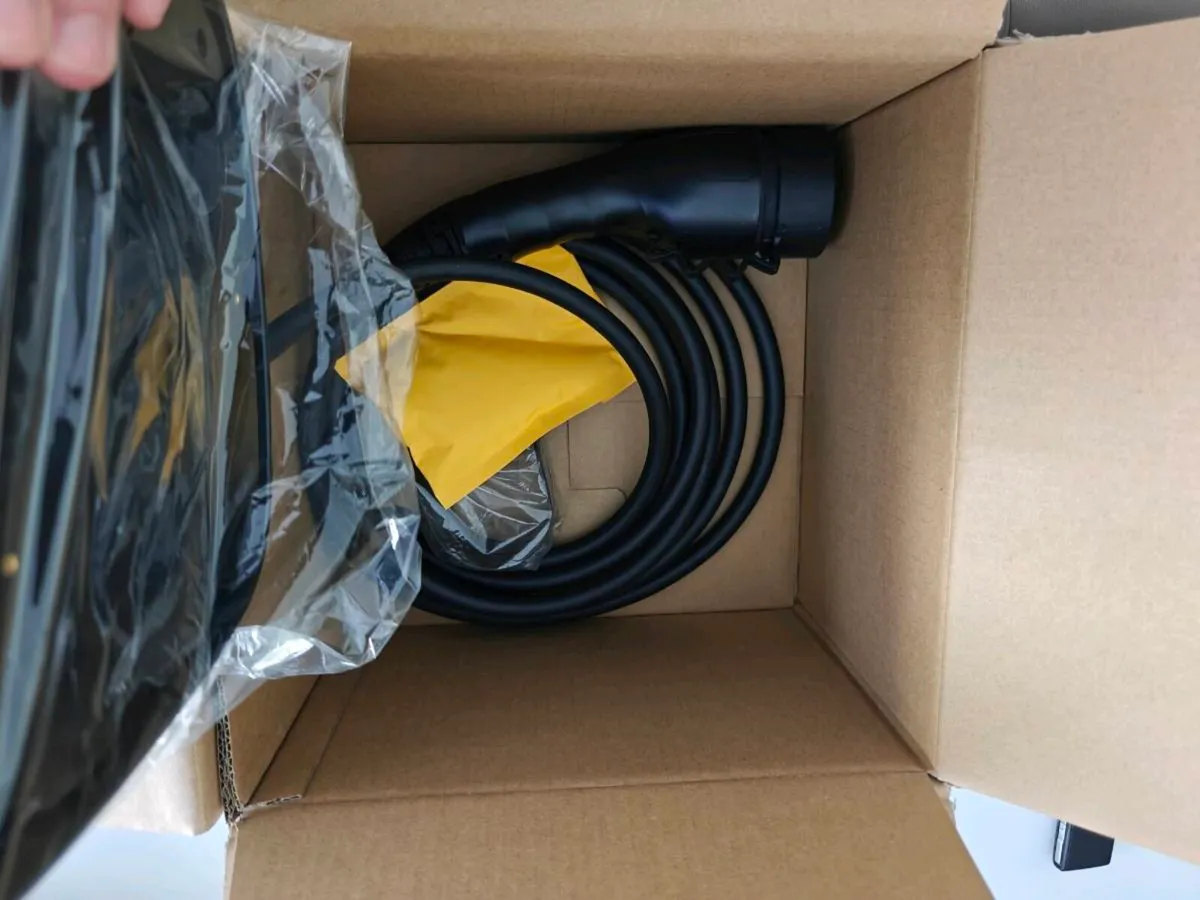 EV CHARGER - Image 2