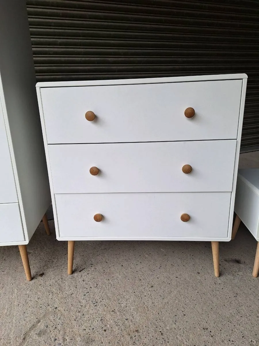 White Scandinavian Furniture Set (DELIVERY) - Image 4