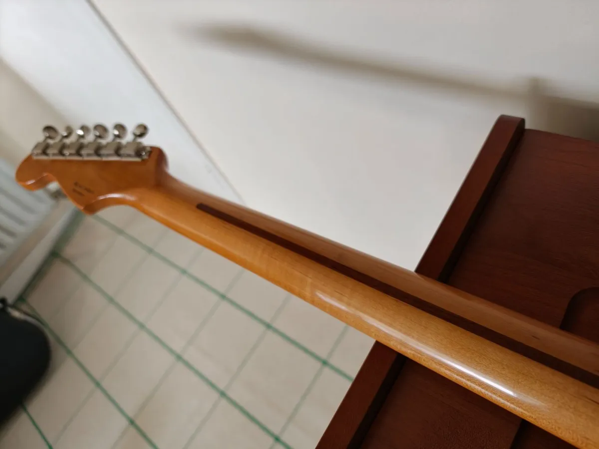 Fender Classic Series 50s Stratocaster - Image 4