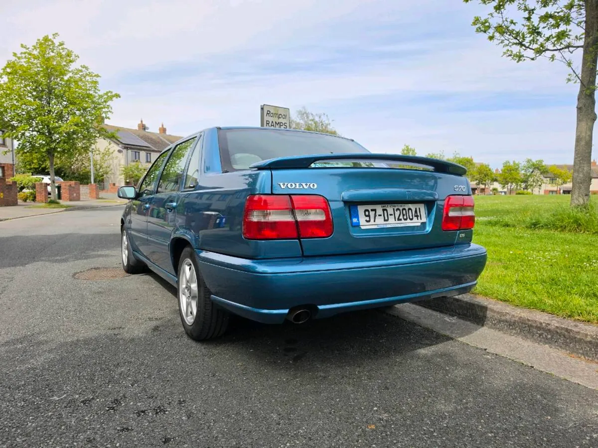 1997 Volvo S70 2.5 - Image 3