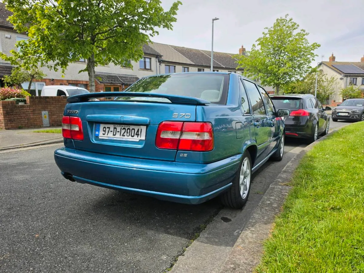 1997 Volvo S70 2.5 - Image 4