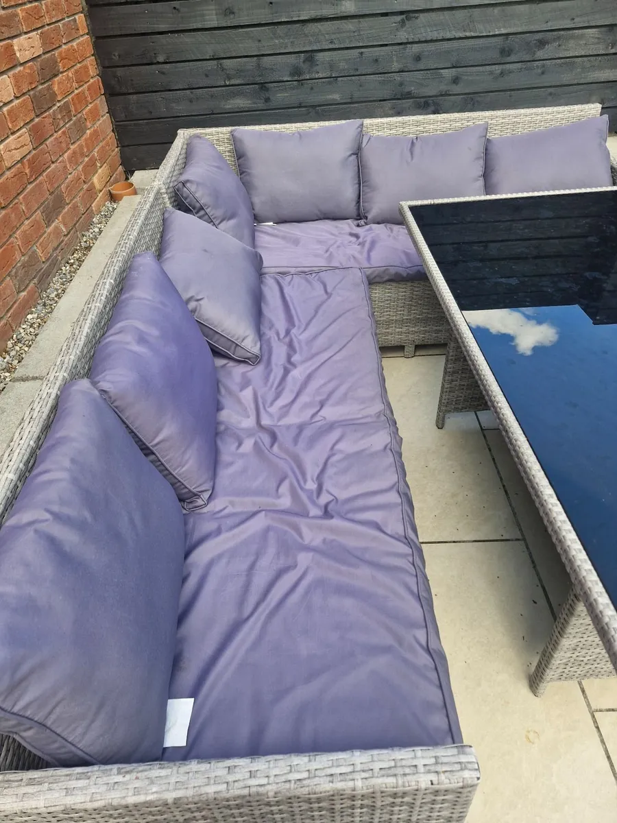 Garden furniture - Image 2