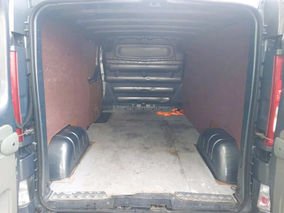 VAUXHALL VIVARO 2900 SPORTIVE 2014 NEW CVRT 03/27 - Image 4