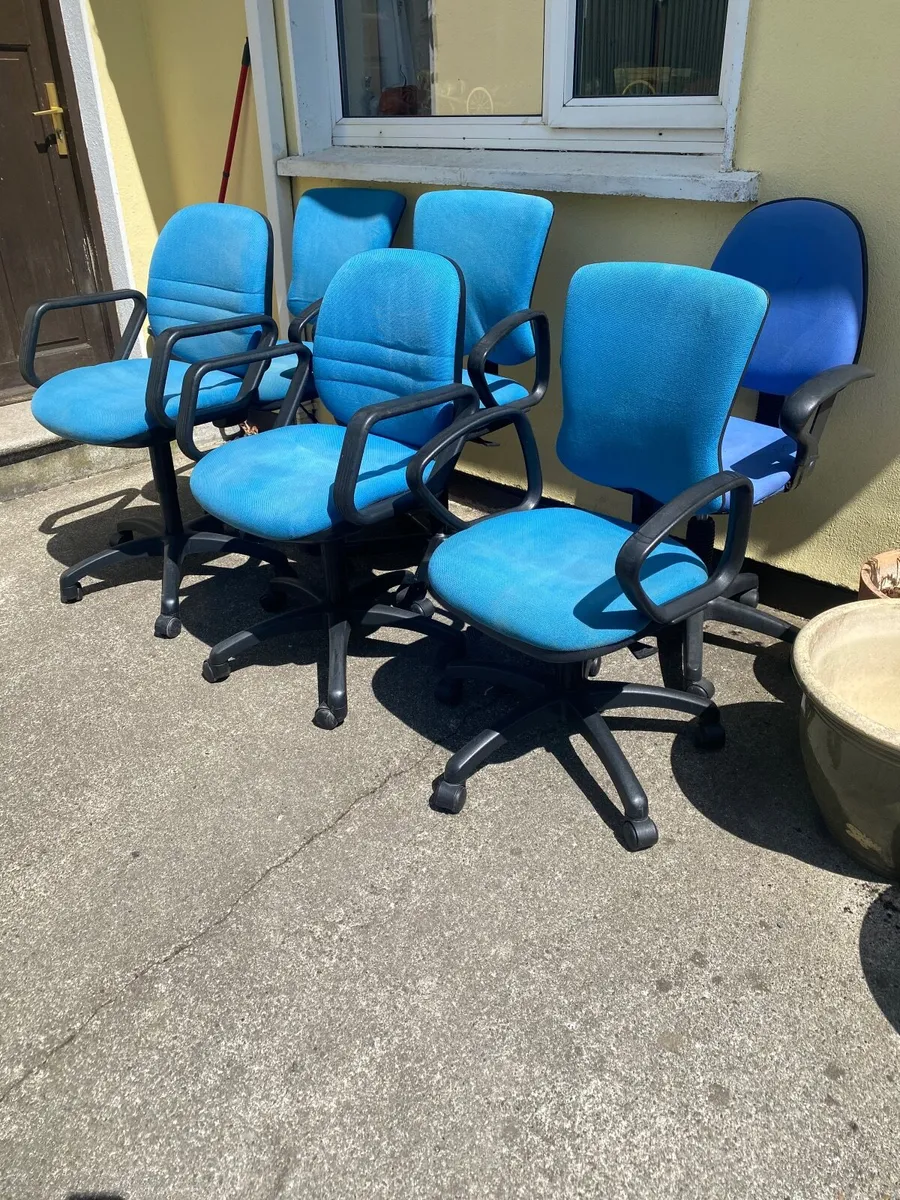 Office chairs - Image 4