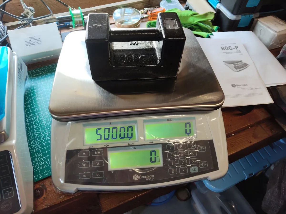 Weighing Scales and test weights - Image 3