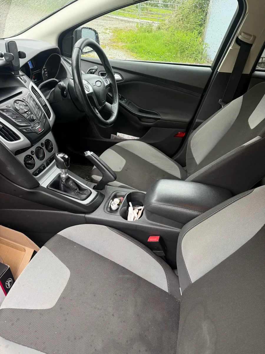 Ford focus - Image 4