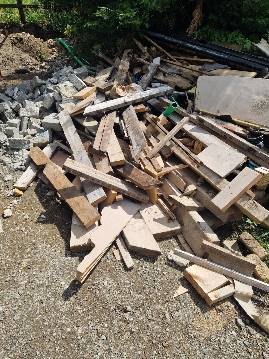 Building scrap **free** - Image 2