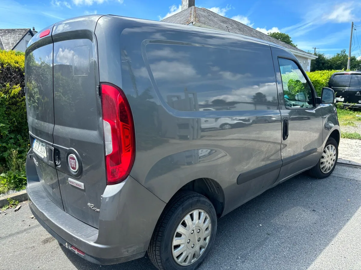 2015 Fiat Doblo - Image 3