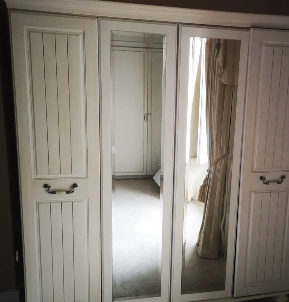 Large Freestanding 4 Door Wardrobe - Image 2