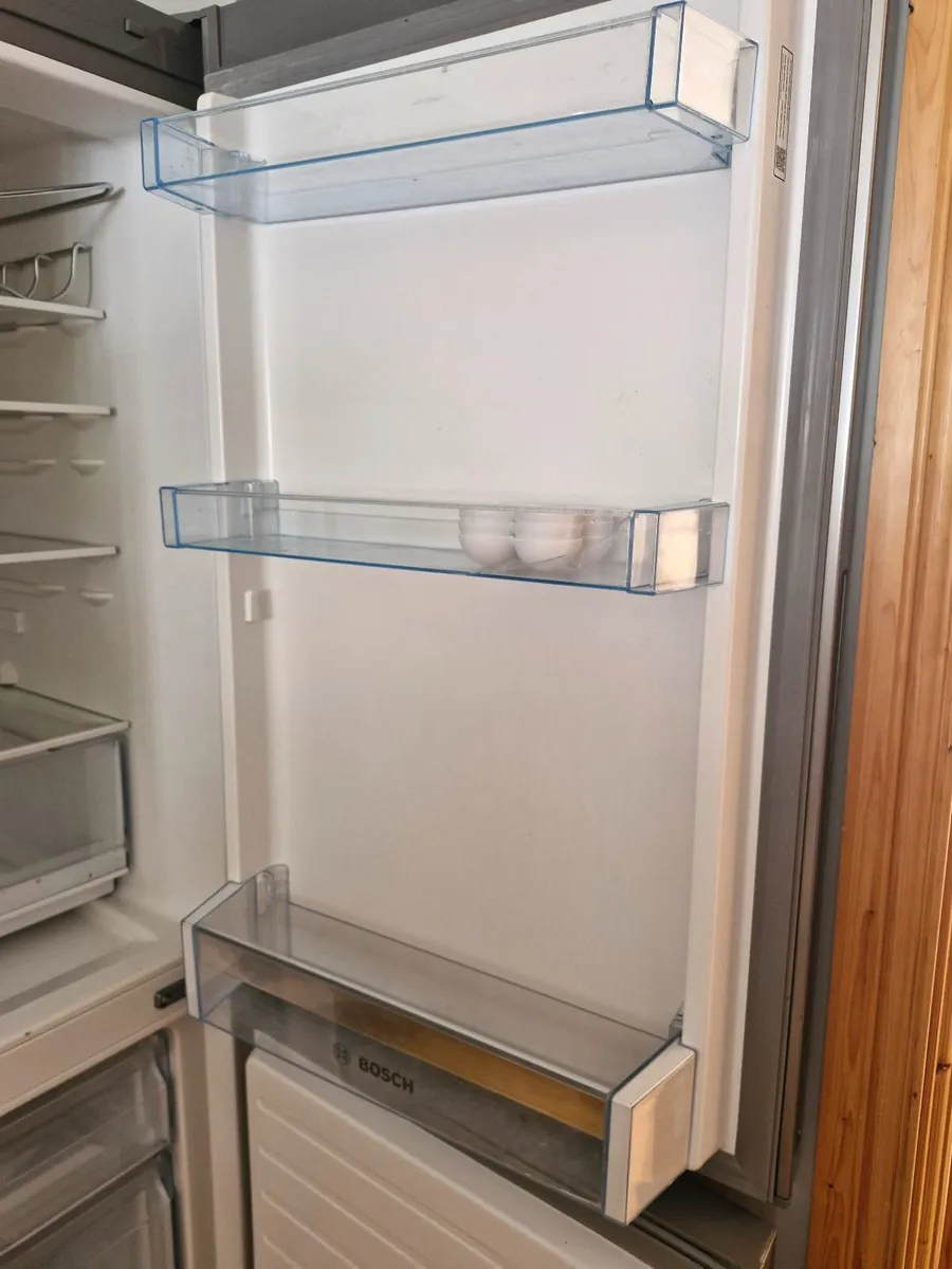Fridge Freezer Bosch - Image 4