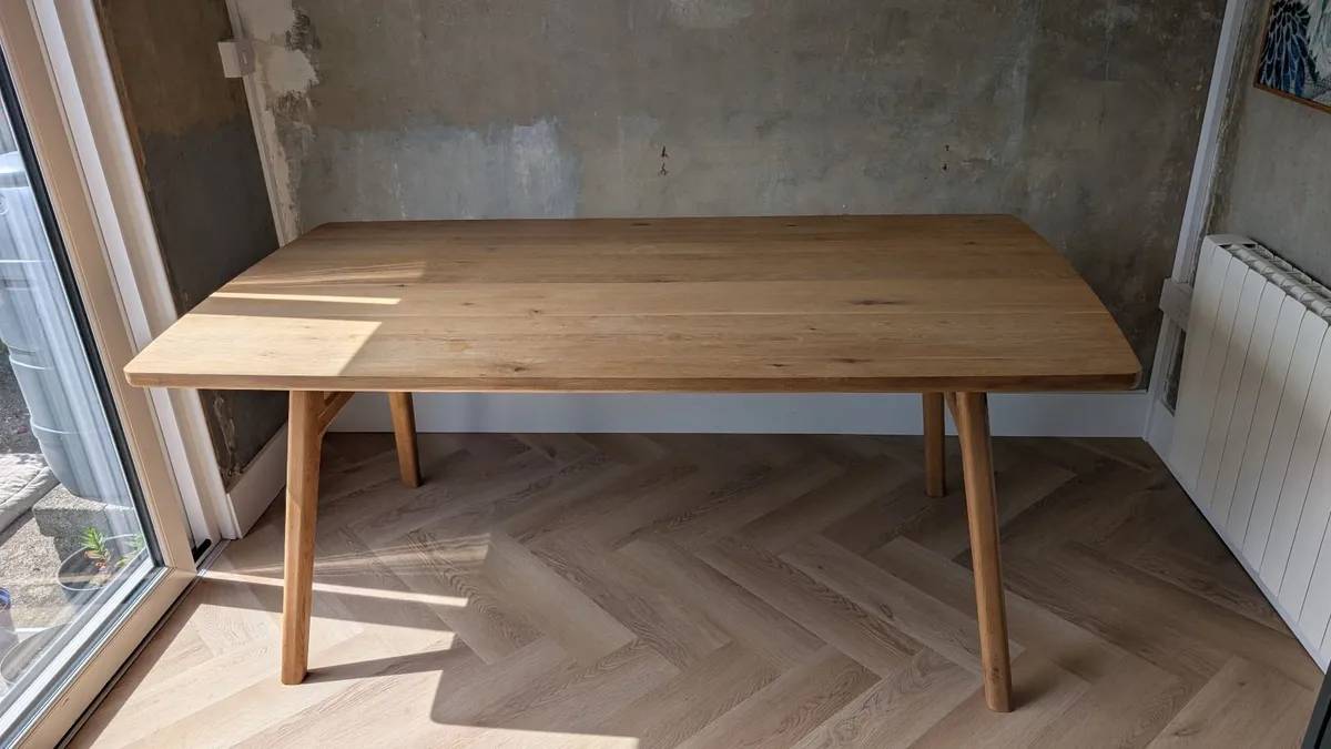 Solid Oak Dining Table - Image 1