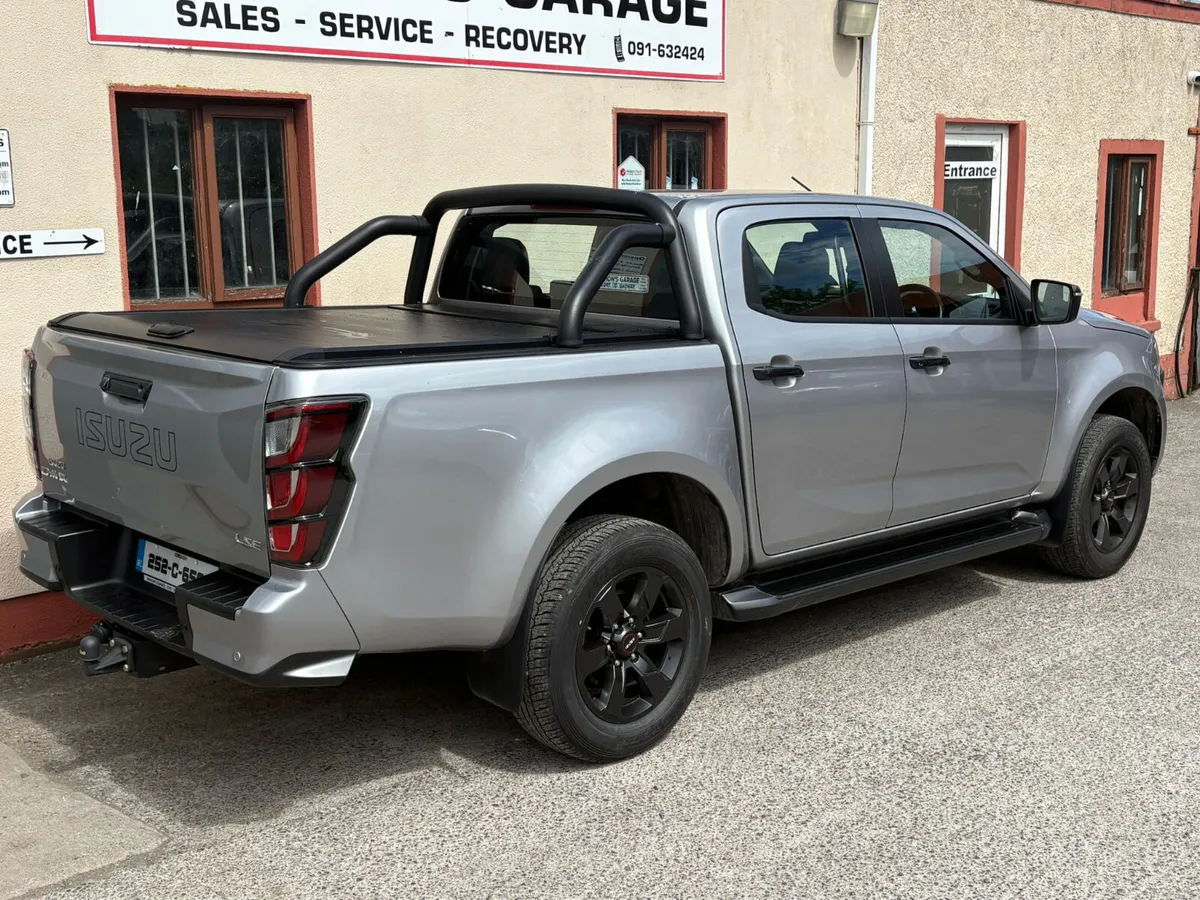 Isuzu D-Max 2025 LSE Auto Price Plus Vat - Image 4