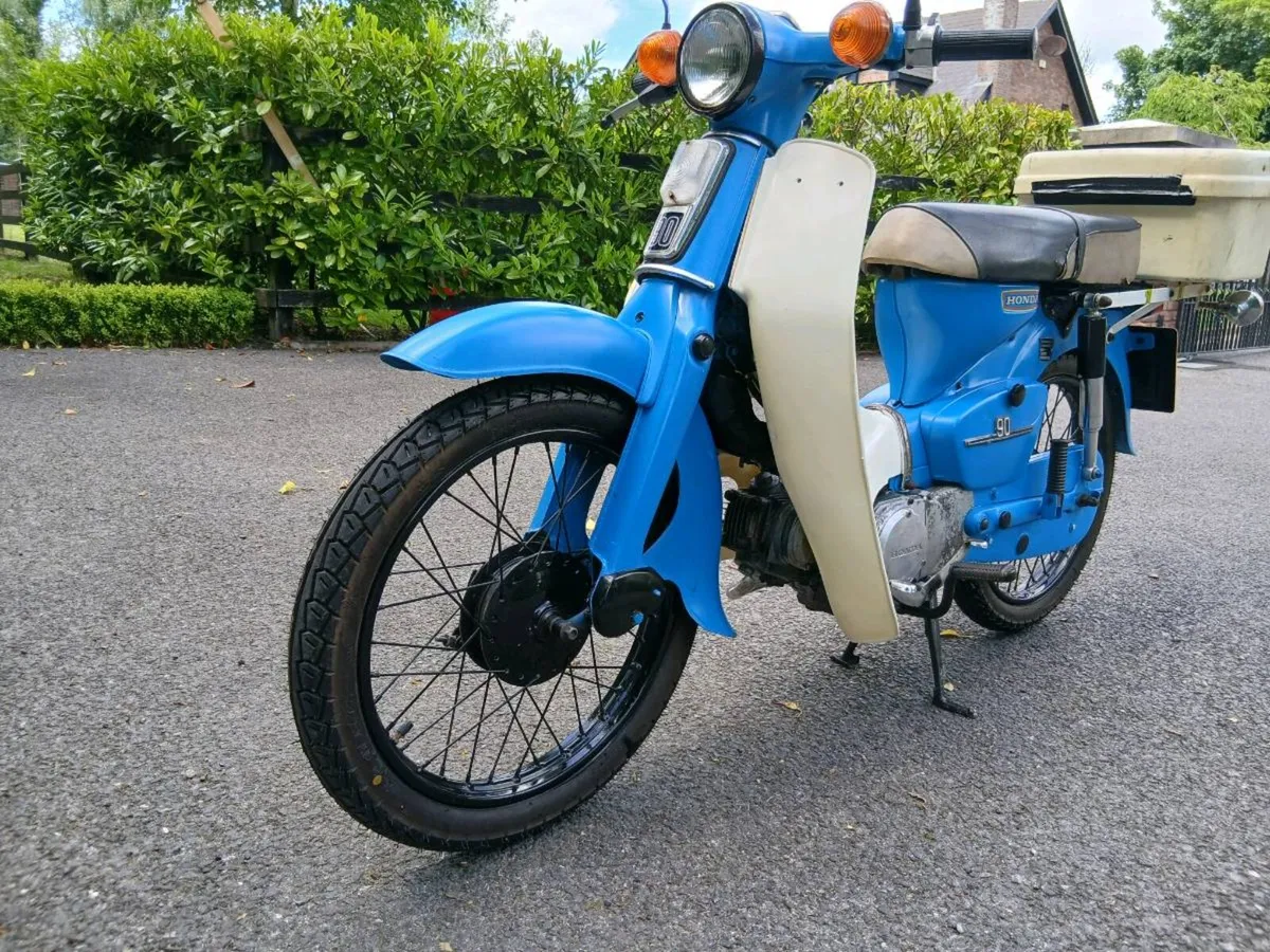 Honda c90 1980 - Image 3