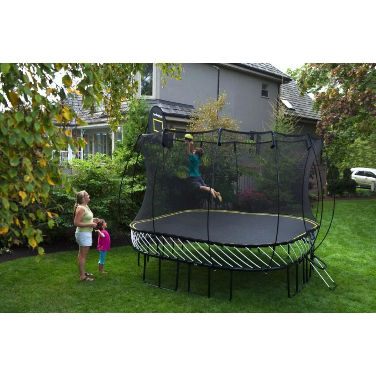 Trampoline Spring free and enclosure - Image 1