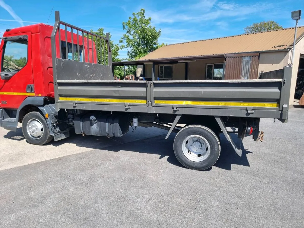 DAF 7.5 tonne tipper - Image 4