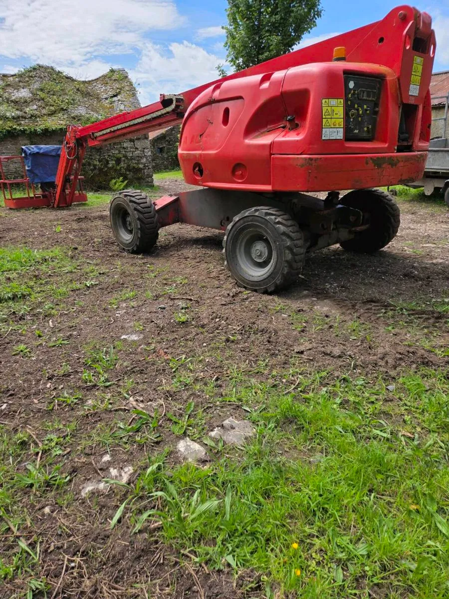 JLG Cherry Picker Hoist - Image 3