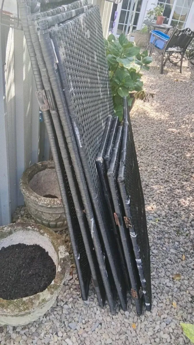 Free rattan wheelie bin storage - Image 3