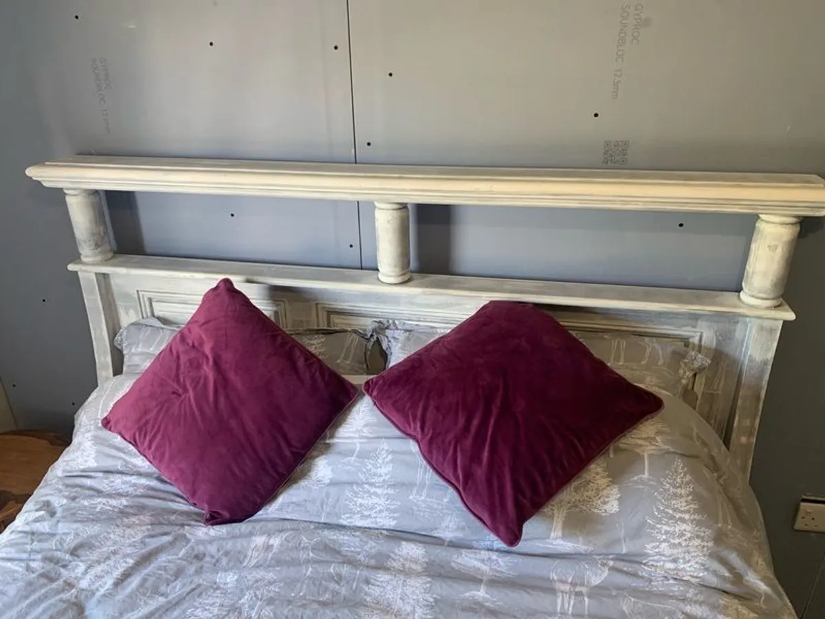 King size handcrafted Zocalo bed - Image 3