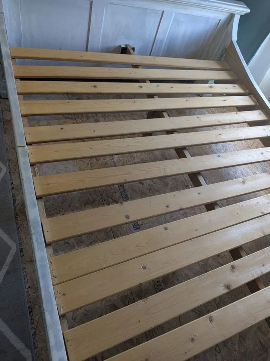 King size handcrafted Zocalo bed - Image 4