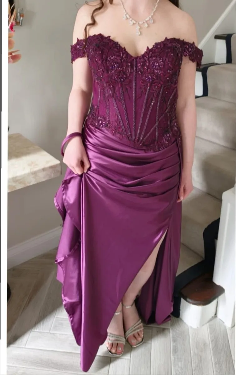Debs Ball dress - Image 4