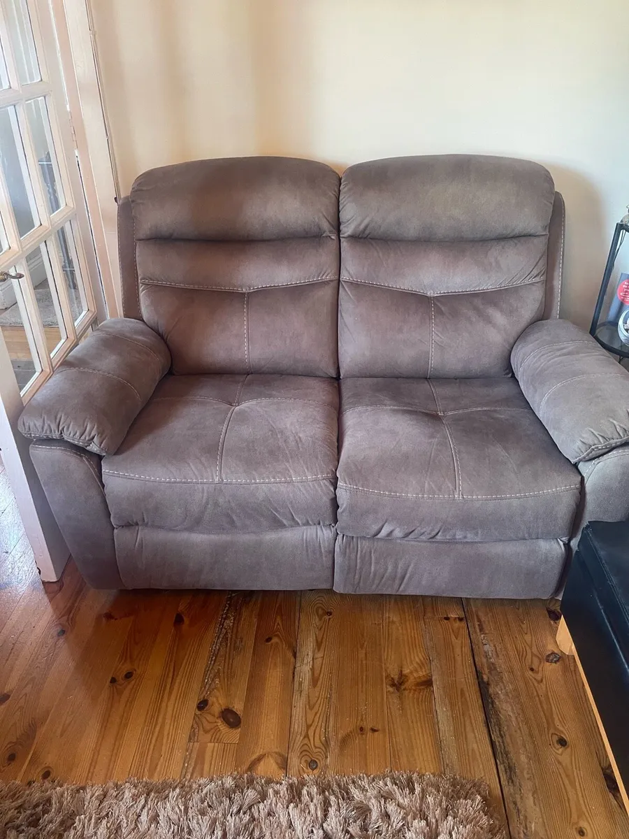 3 seater and 2 seater recliner Sofa - Image 1