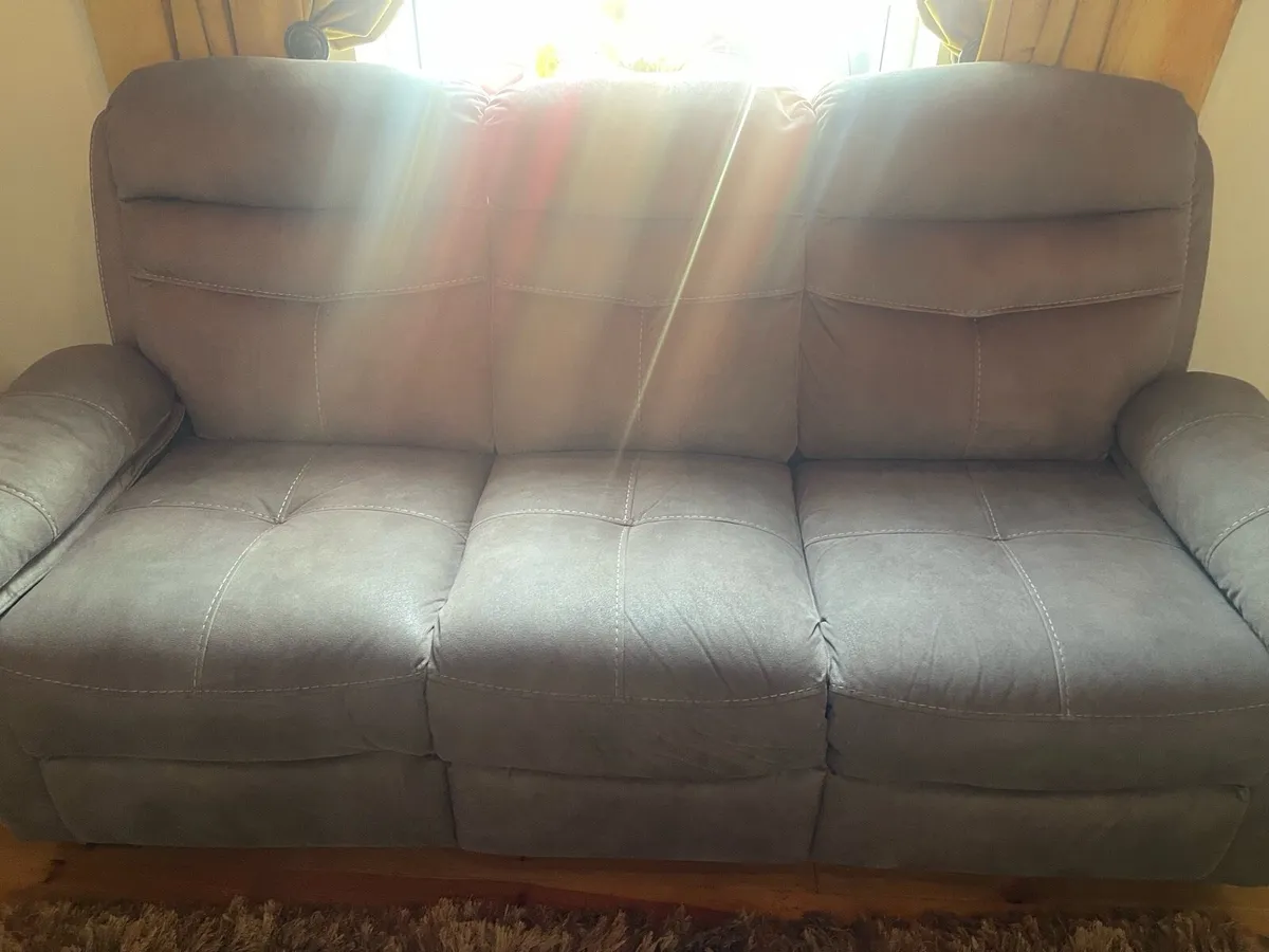 3 seater and 2 seater recliner Sofa - Image 3