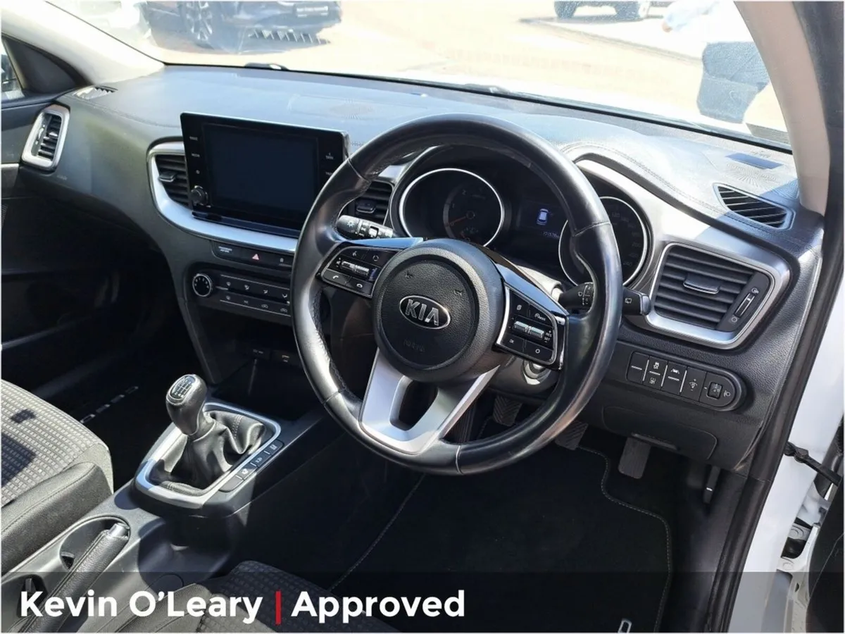 Kia Ceed 1.6 K2 COMMERCIAL 5DR *EX VAT* - Image 2