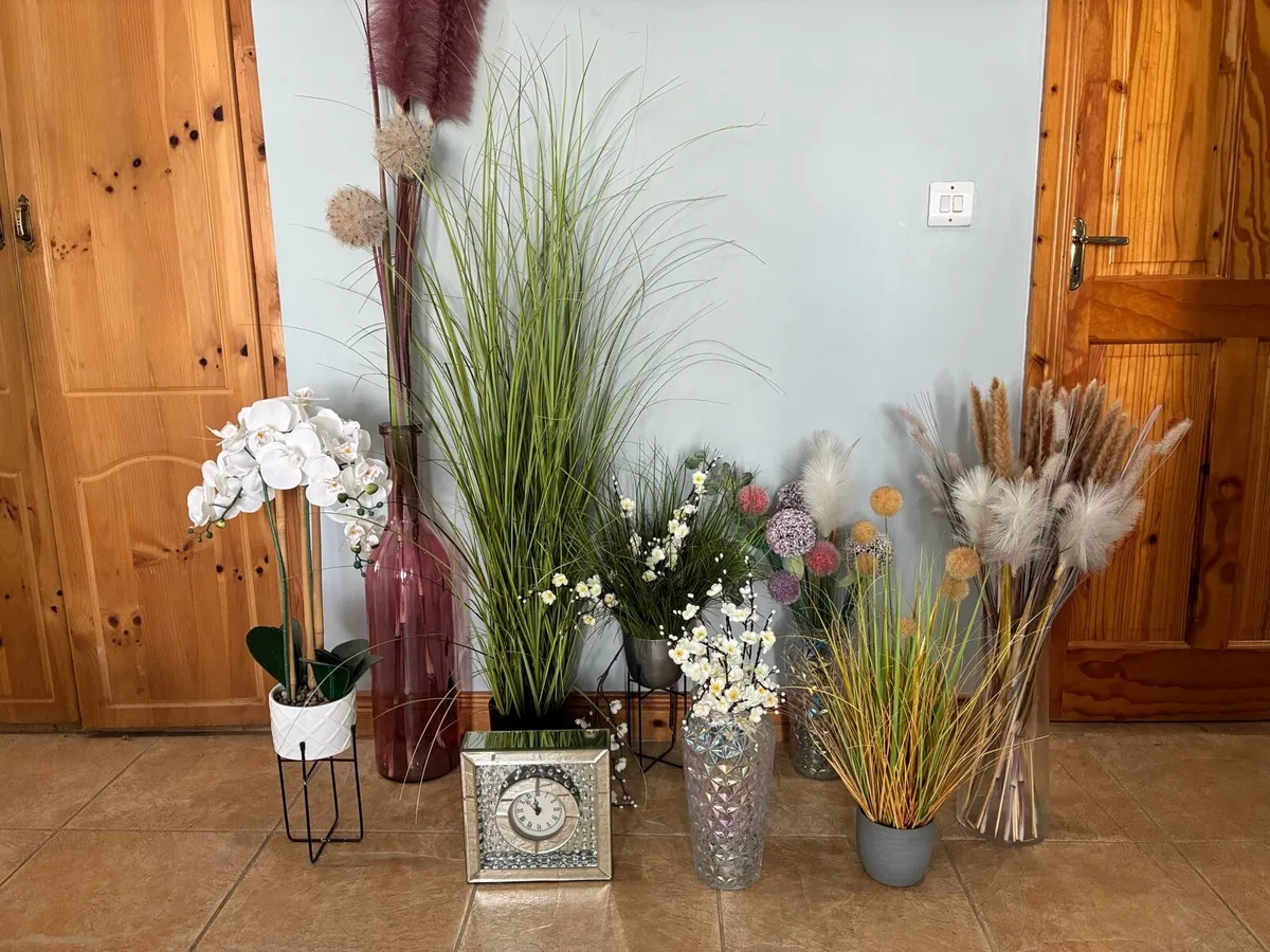 Bundle deal of Home Decor - Image 3