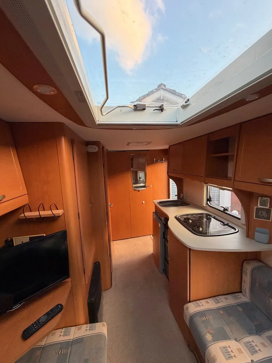 Bailey Ranger 5/500 5 Berth Caravan - Image 2