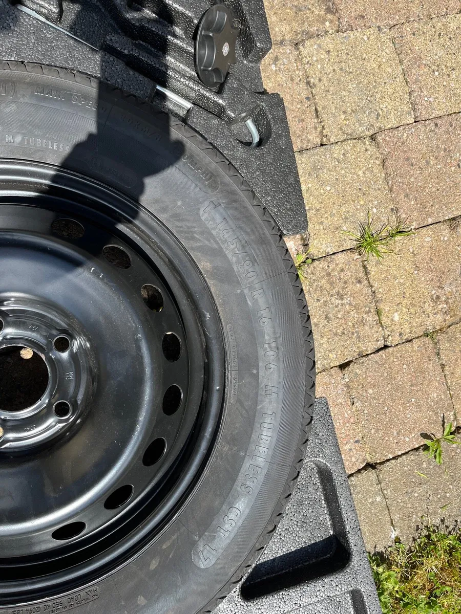 Spare wheel/tyre - Image 2