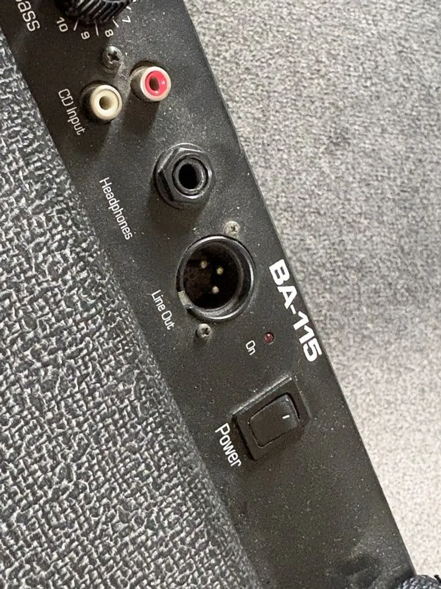 Ampeg Ba-115 Bass Amp - Image 4