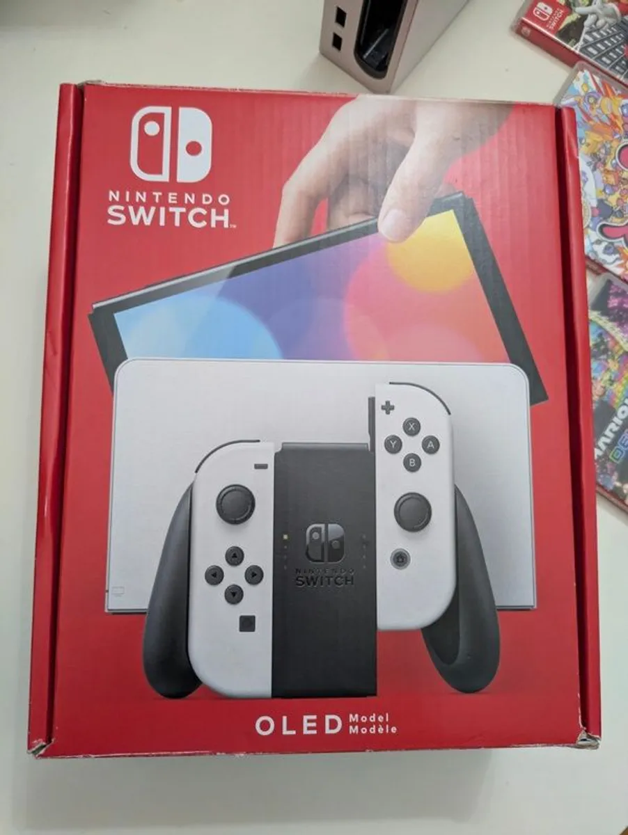 Nintendo Switch OLED + Case + Game Bomberman - Image 3
