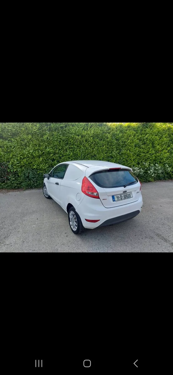 2011 FORD FIESTA VAN 1.4D CRVT 04/27 TAX 09/26 - Image 3