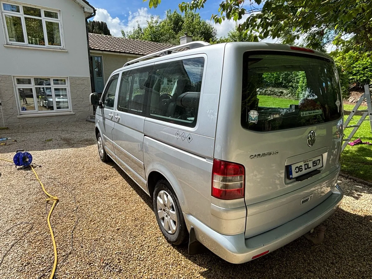 Volkswagen T5 Caravelle Camper - Image 4