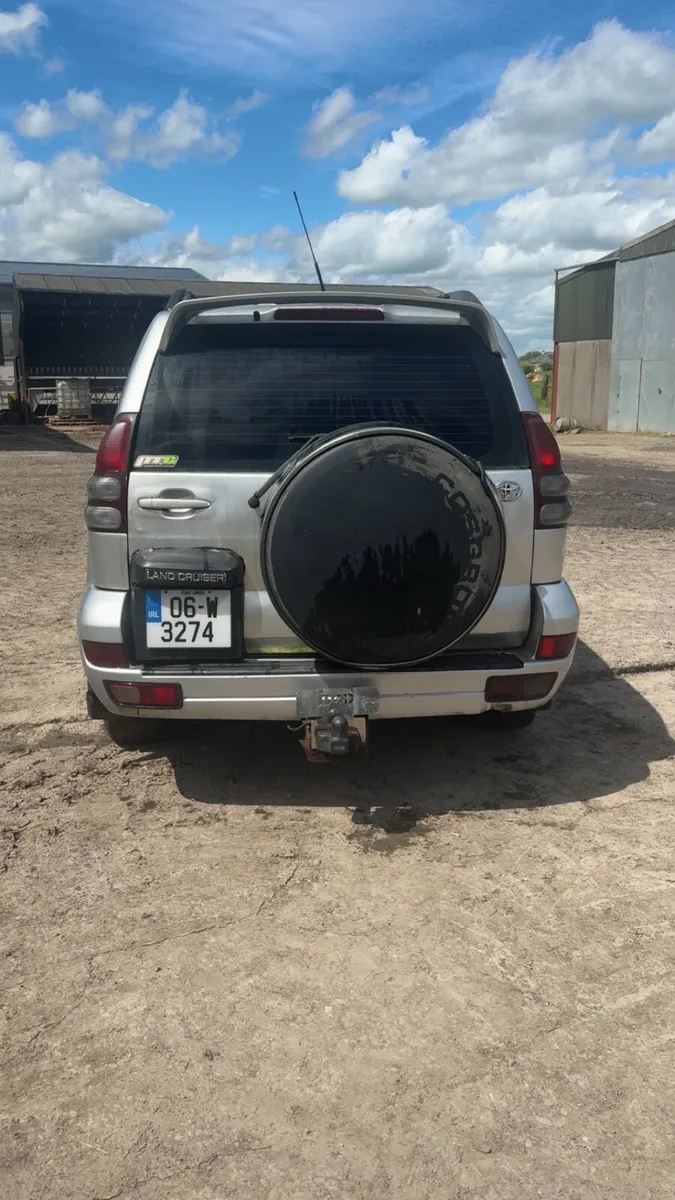 Toyota Landcruiser - Image 4