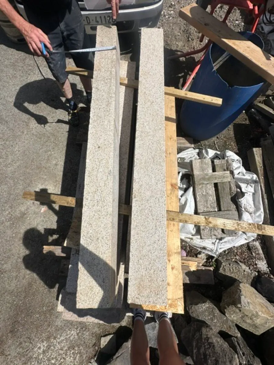 Gold Granite Plints - Image 3