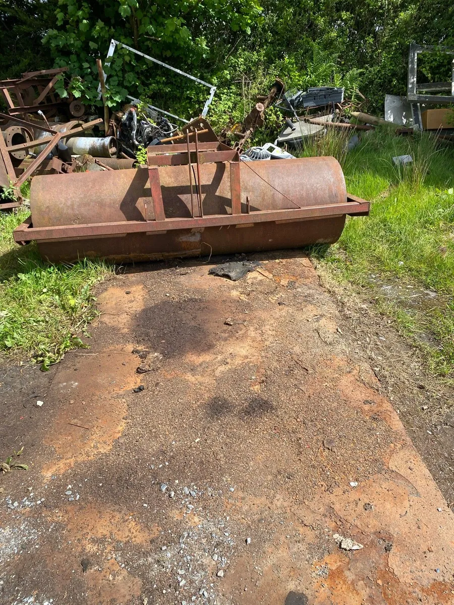 Roller - Image 3