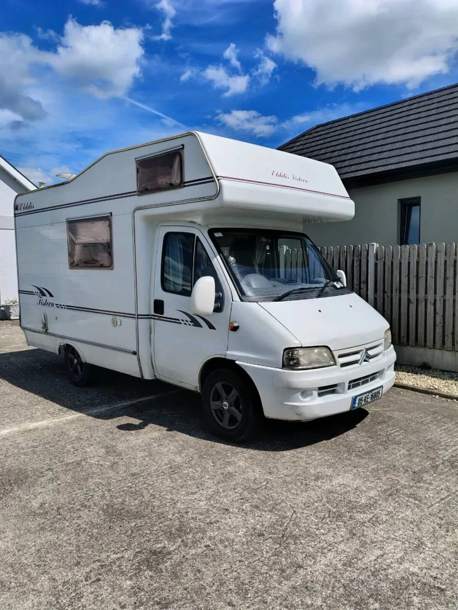 Camper - Image 2