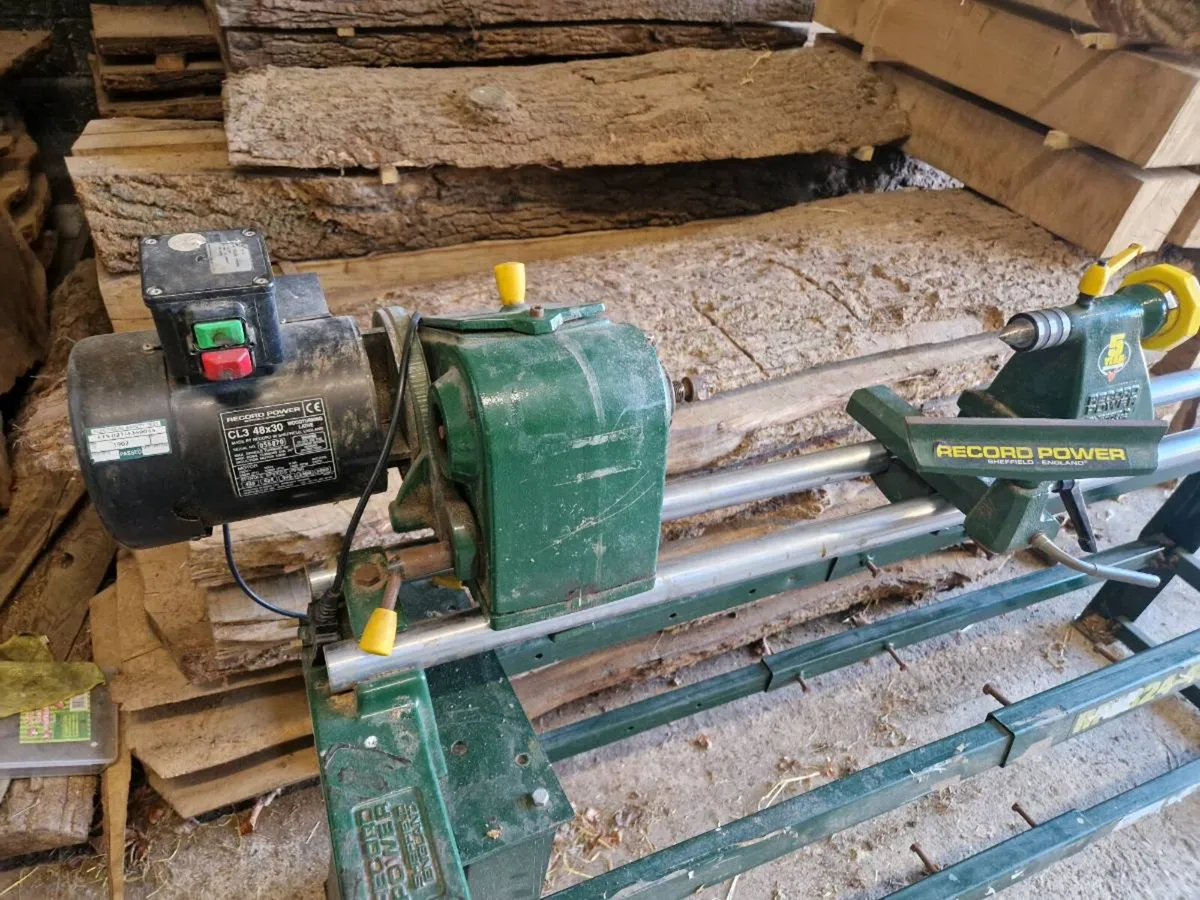 Record Power lathe - Image 2