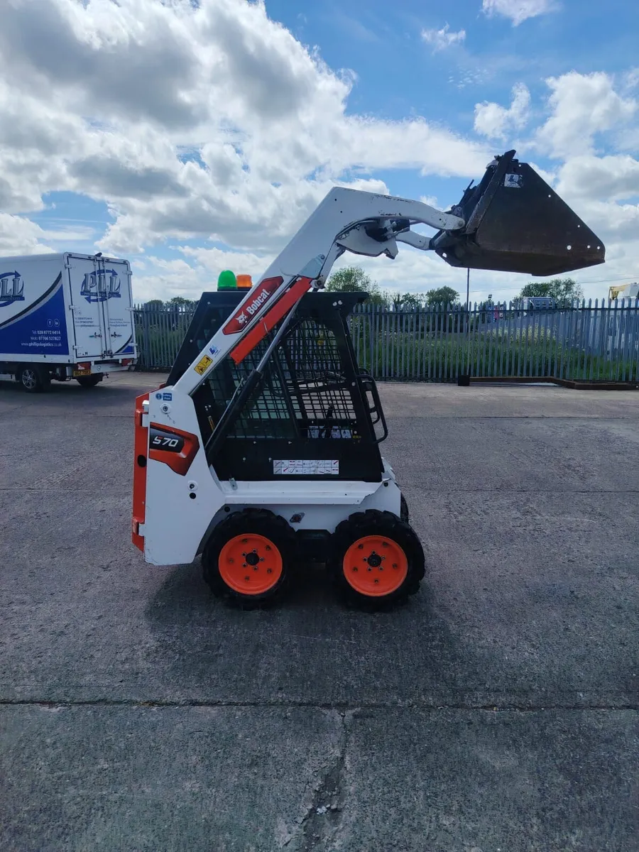 2024 Bobcat skid steer S70 only 168 hours - Image 2