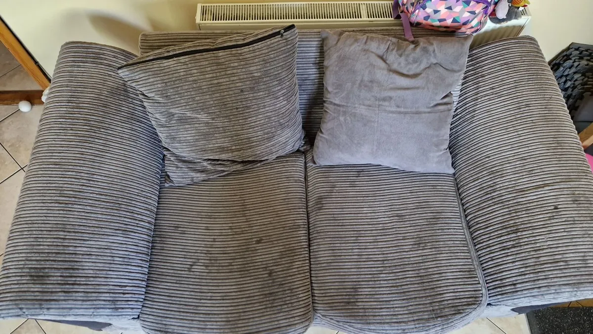 FREE 2 Seater Couch - Image 3