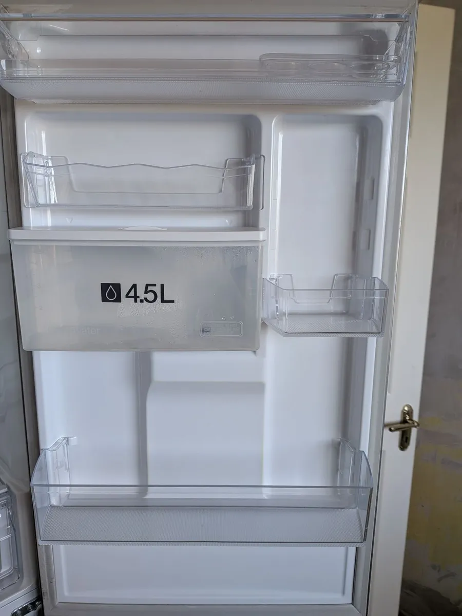 Samsung Fridge Freezer - Image 4