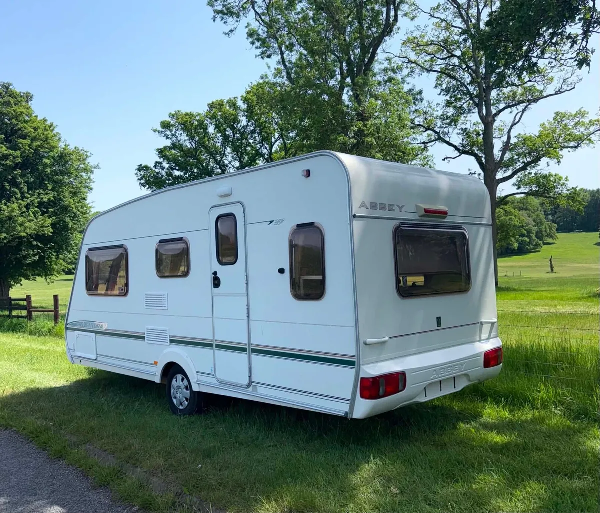 Caravan - Image 2