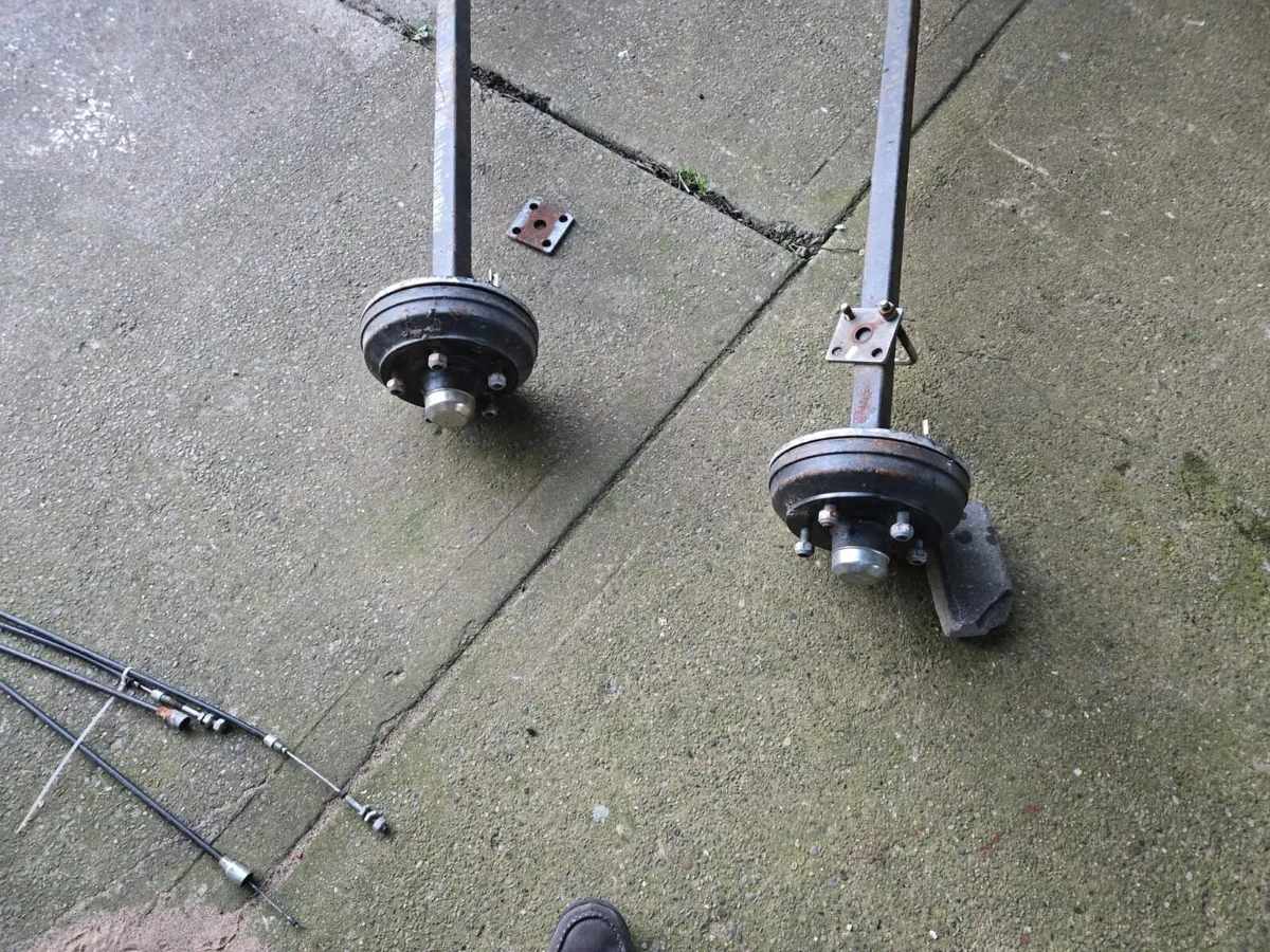 Trailer Axles - Image 1