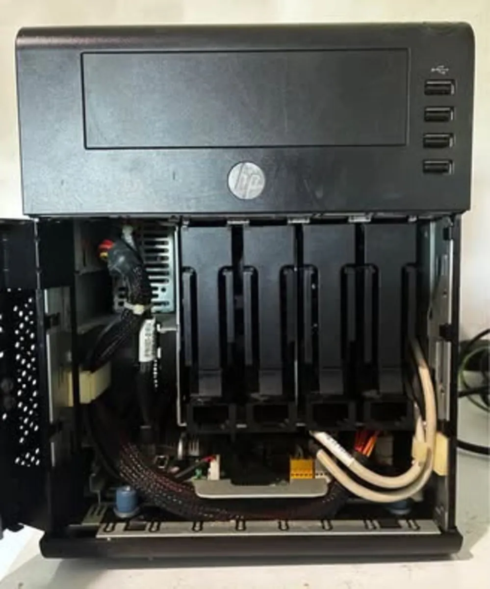 HP ProLiant Microserver Gen7 4-bay - Image 2