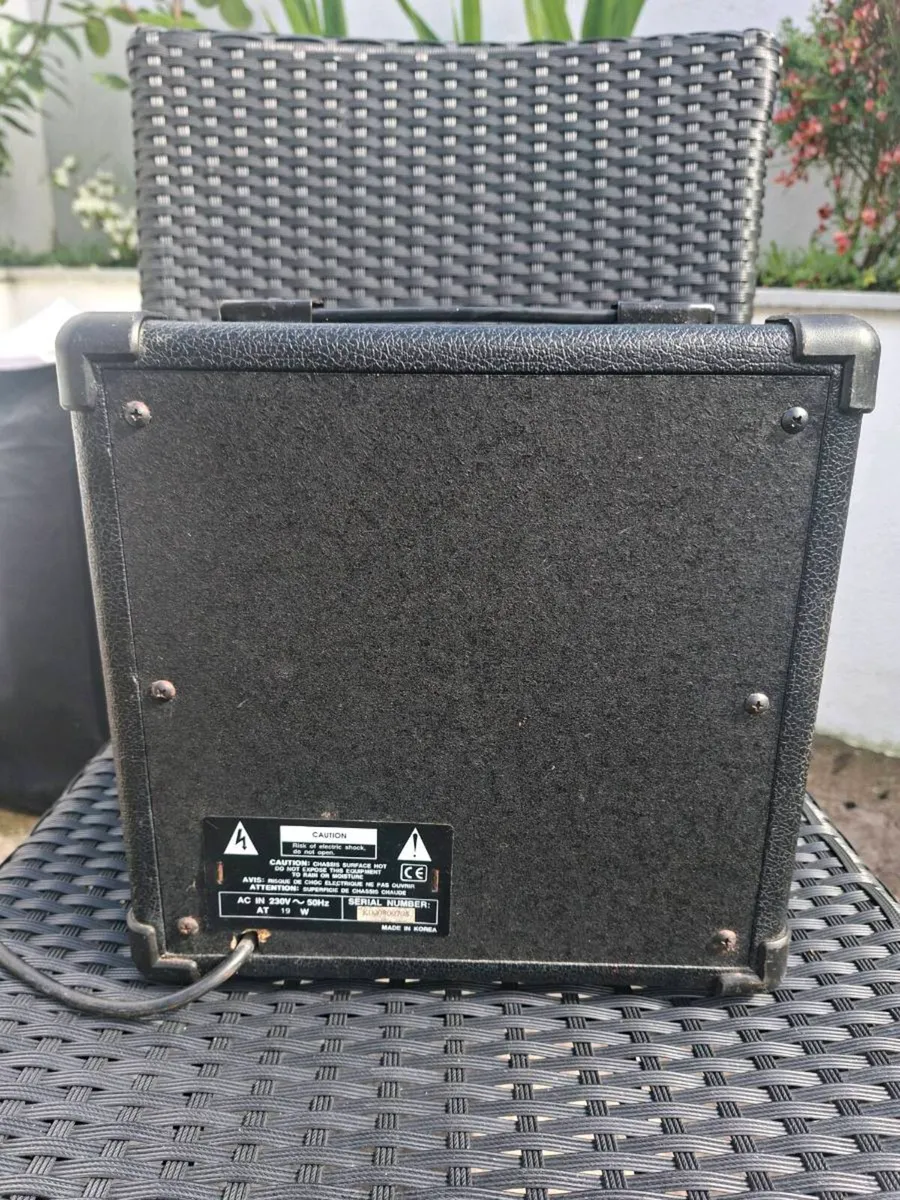 Epiphone Studio 10 guitar amp - Image 4