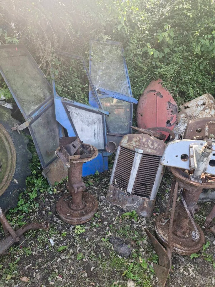 Parts for tractors - Image 2