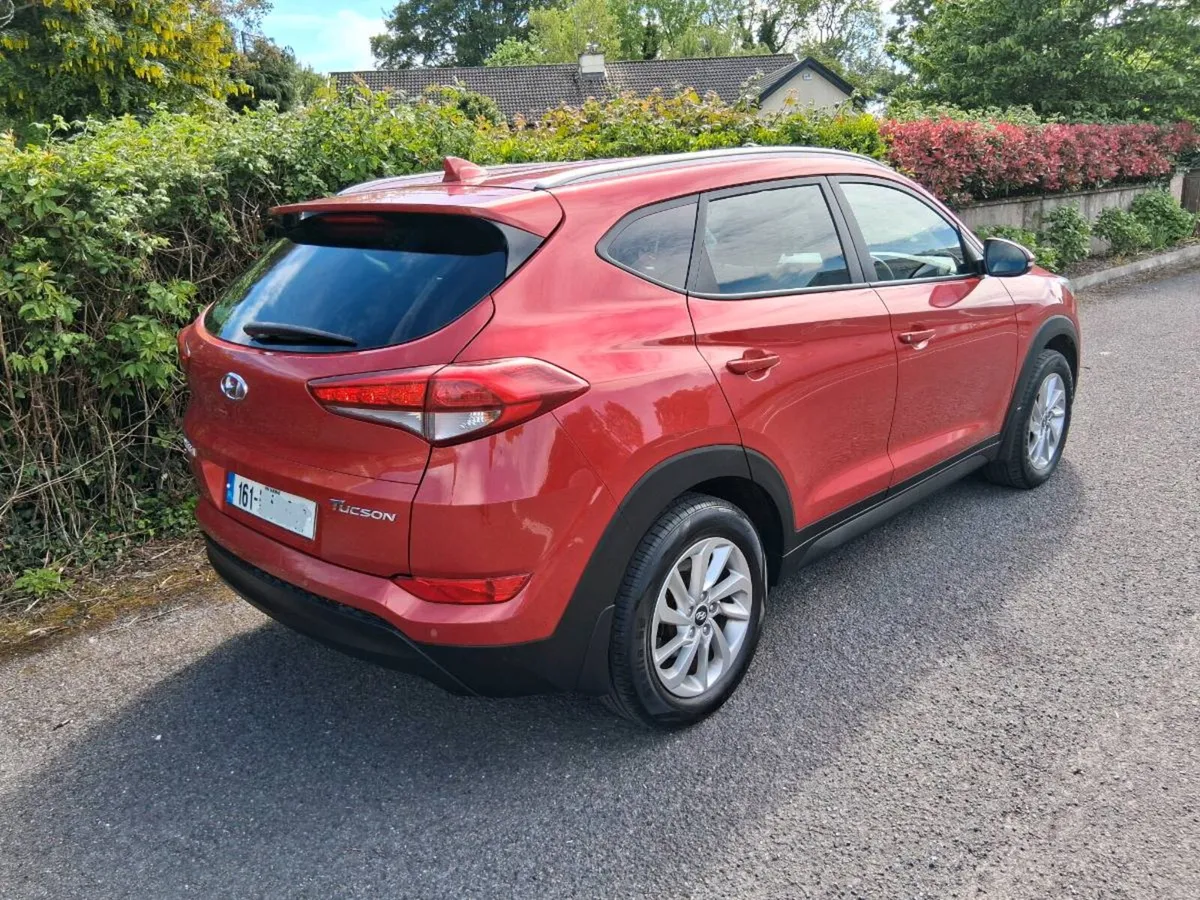 Hyundai Tucson 1.7 Crdi Executive - Image 2