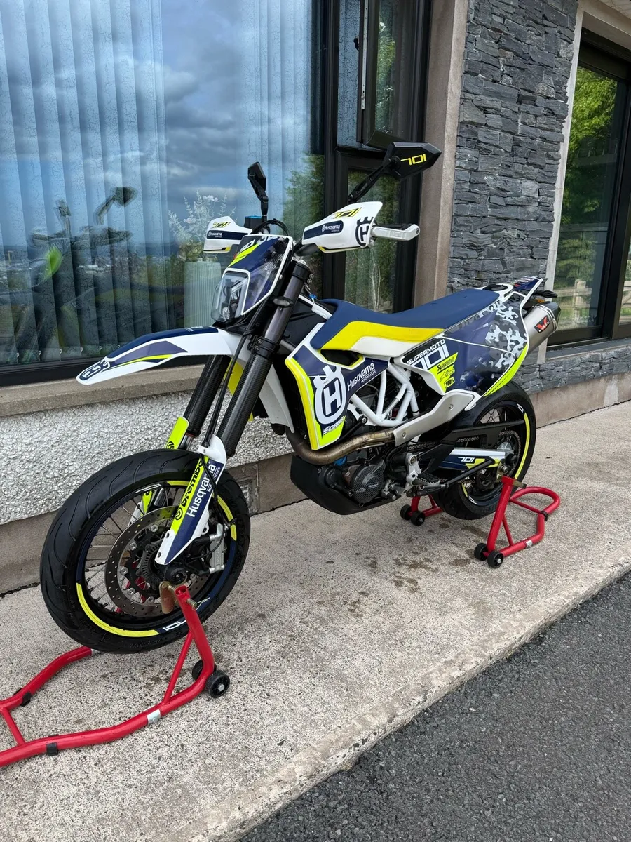 Husqvarna 701 2017 supermoto - Image 1